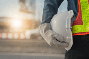 Checklist de segurança para obras no verão